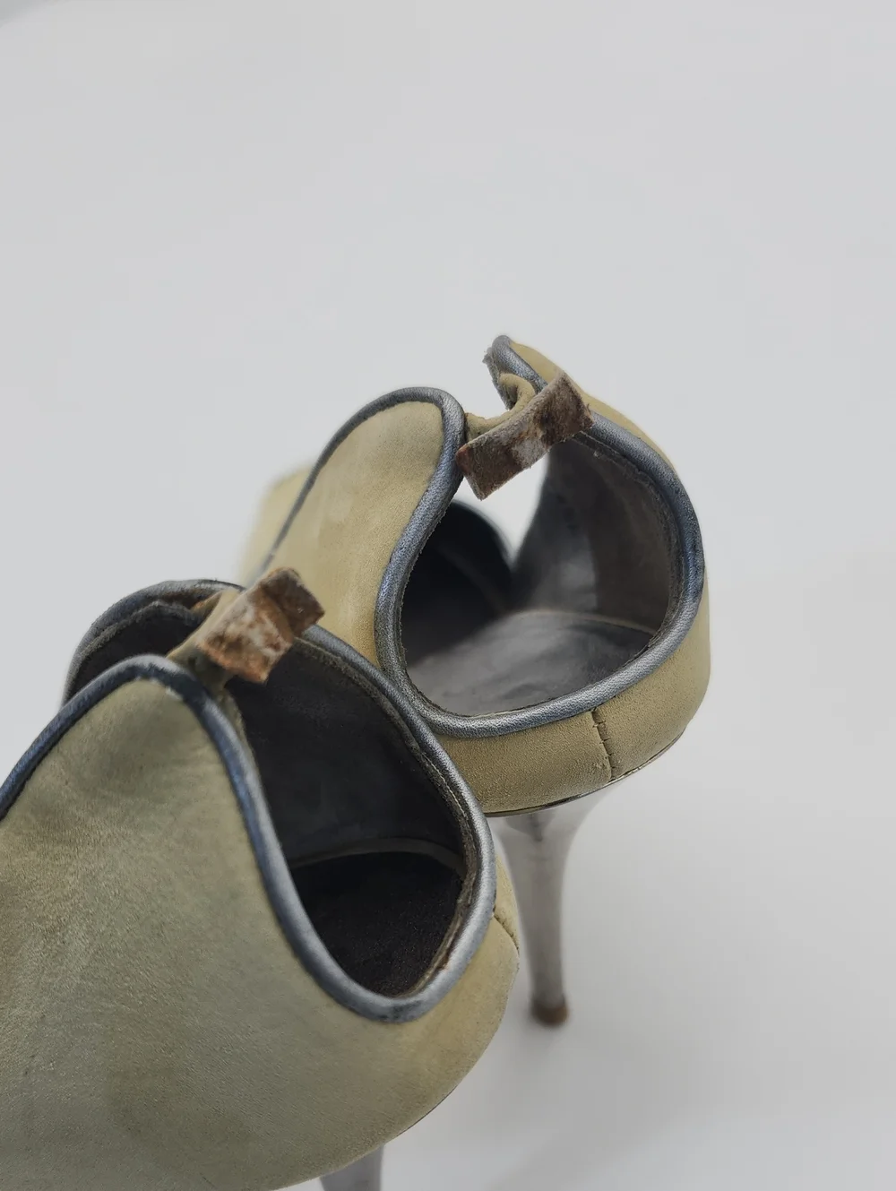 Salvatore Ferragamo add classic